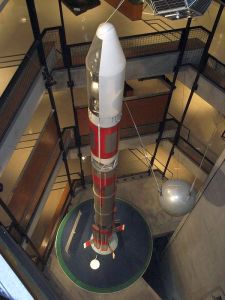館内はロケット本体の実物とかも展示してますよ～