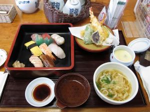 帰りの昼食