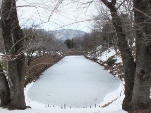 西櫓側のお堀