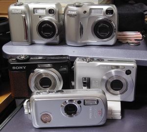 古デジタルカメラ